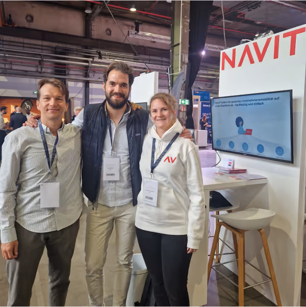 NAVIT ist vollständig automatisiert und lässt sich nahtlos in deine HR-, Payroll- und Steuersysteme integrieren,